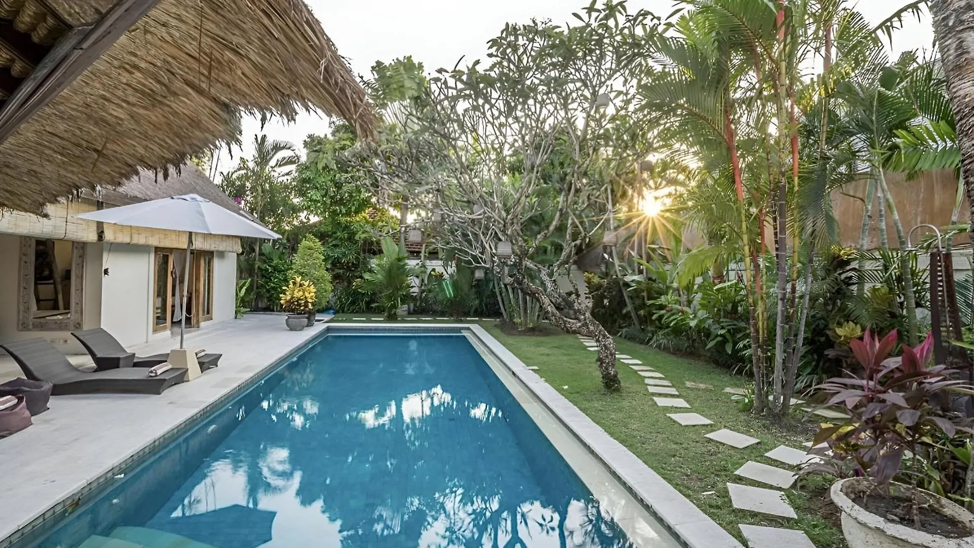 Villa Umah Maya 3Br Seminyak 0*, Seminyak (Bali)