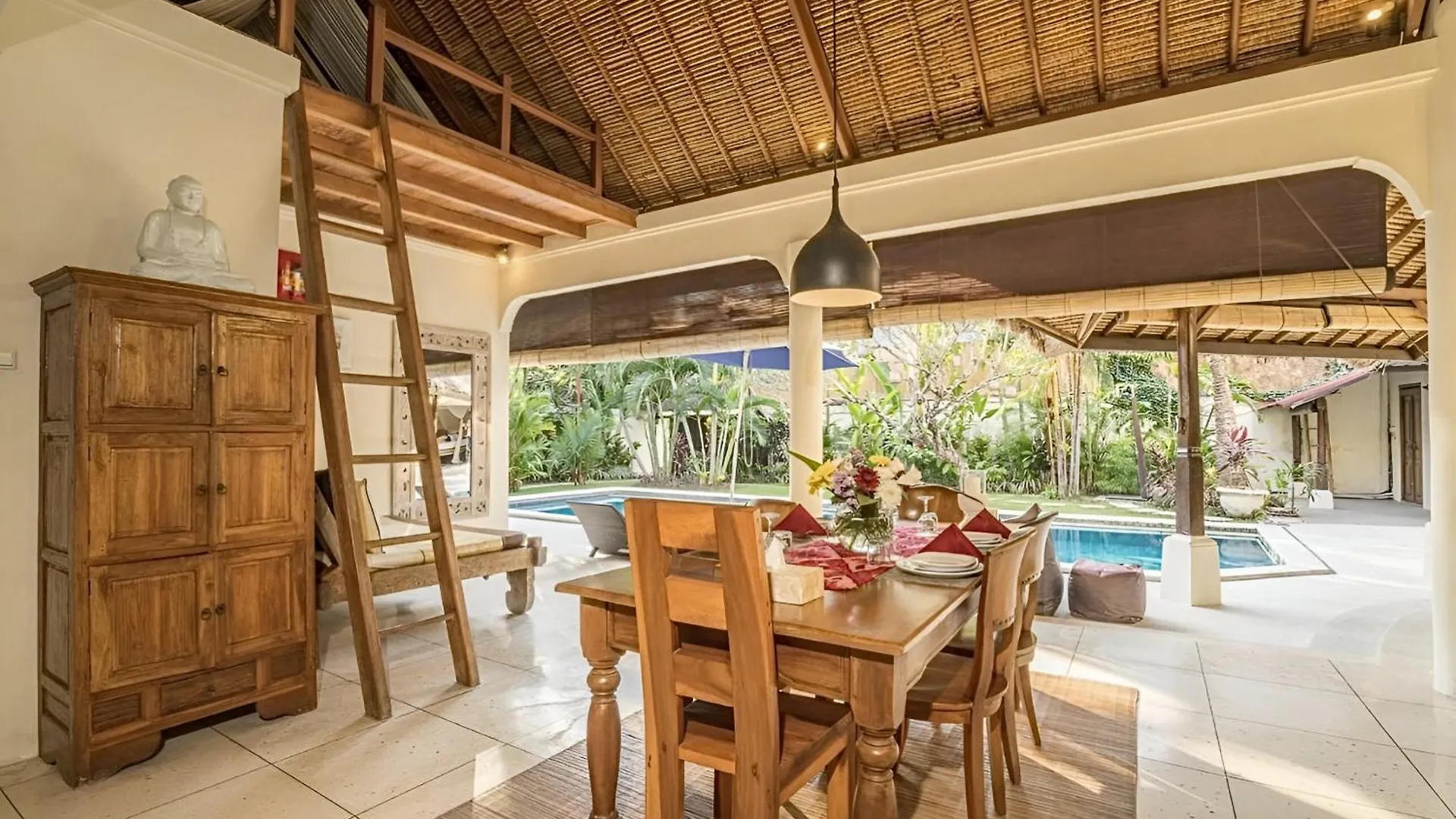 Villa Umah Maya 3Br Seminyak Indonesia